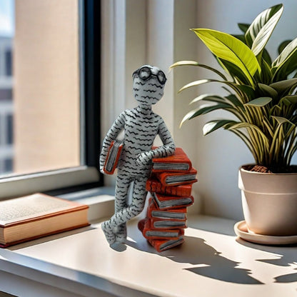 Synthetic Resin Reader Figurine Decoration